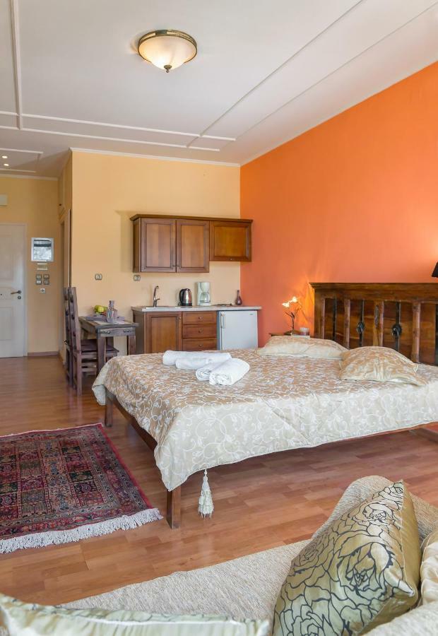 Elois Suites Ретимно Экстерьер фото